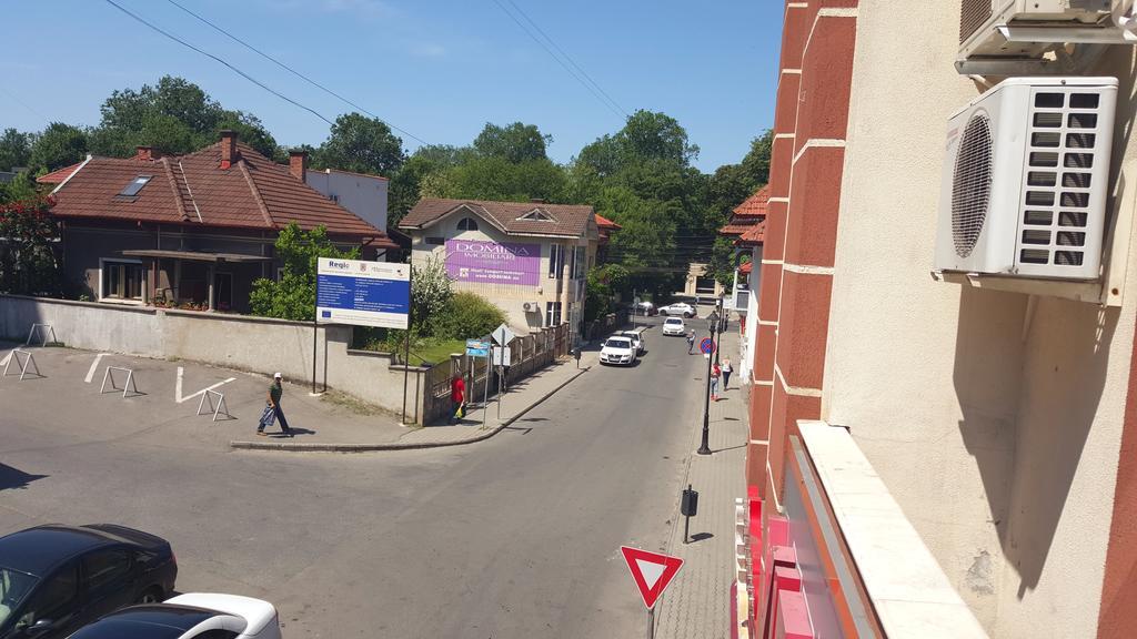 Casa Alex Hotel Târgu Jiu Værelse billede