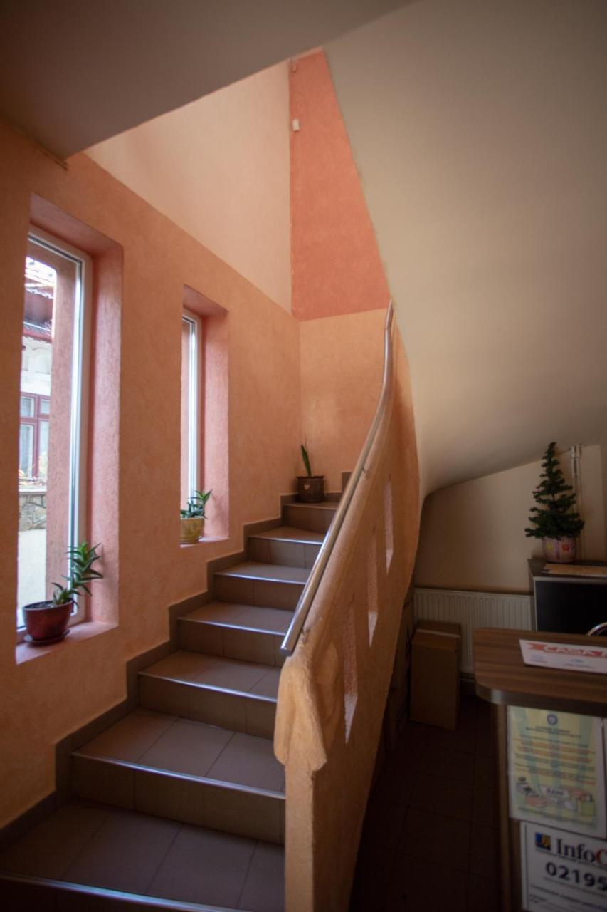Casa Alex Hotel Târgu Jiu Eksteriør billede